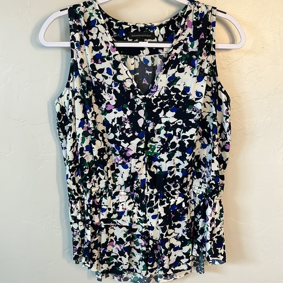 Like new, Banana Republic Sleeveless Top - Picture 2 of 6